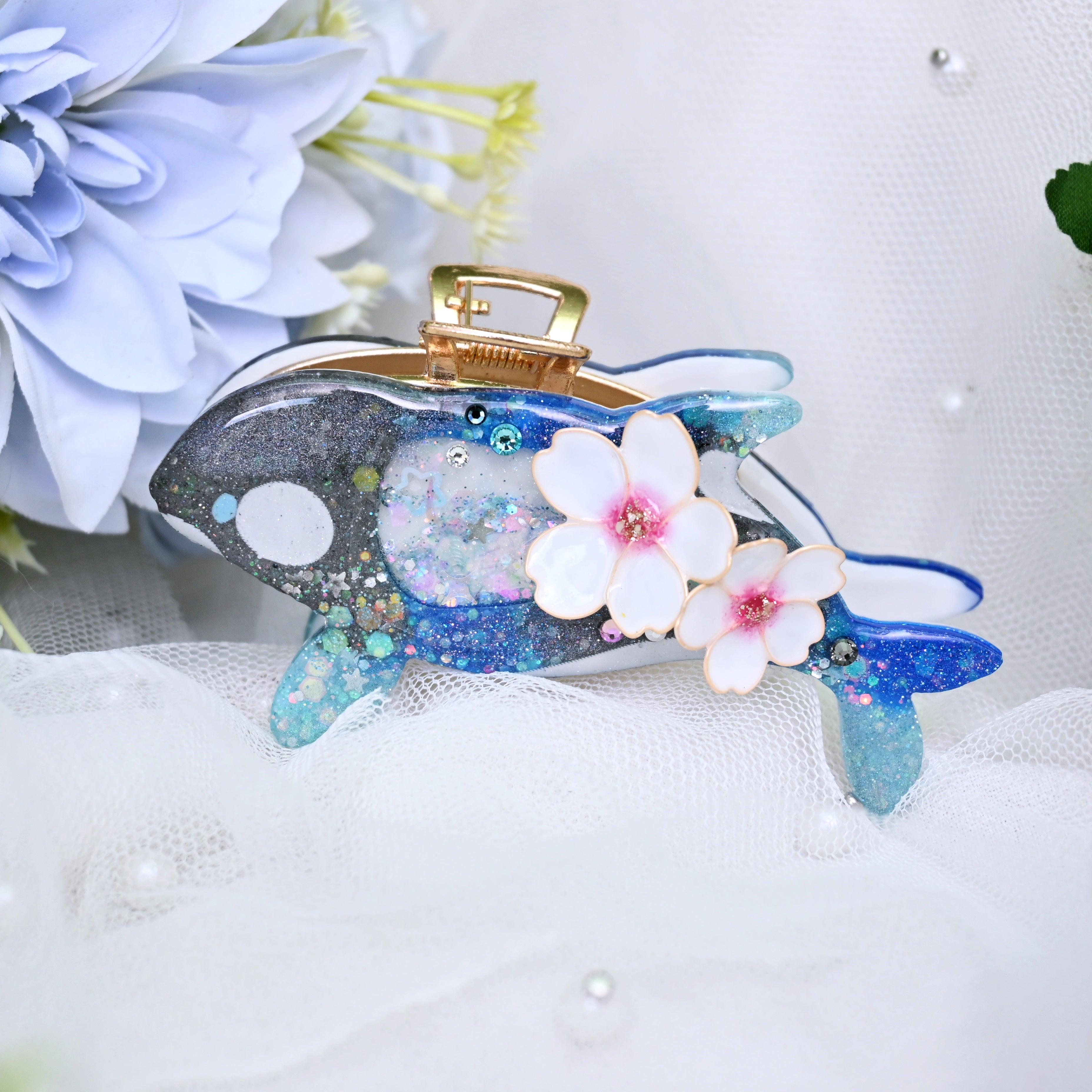 Yozakura Orca Hair Huggie (5.5cm claw) - Cyan tips