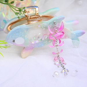 Pink Wisteria Orca Hair Huggie (5.5cm claw)