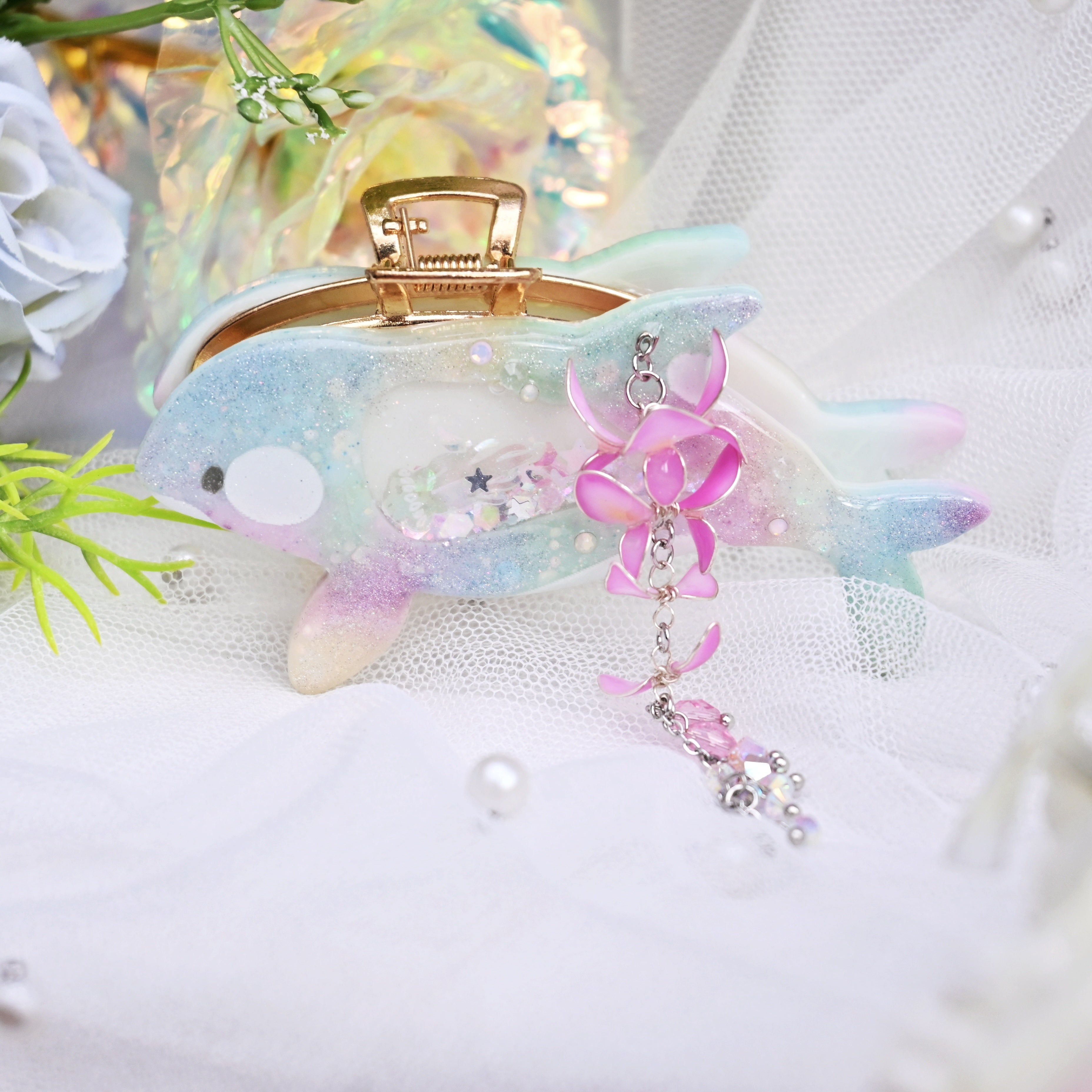 Pink Wisteria Orca Hair Huggie (5.5cm claw)