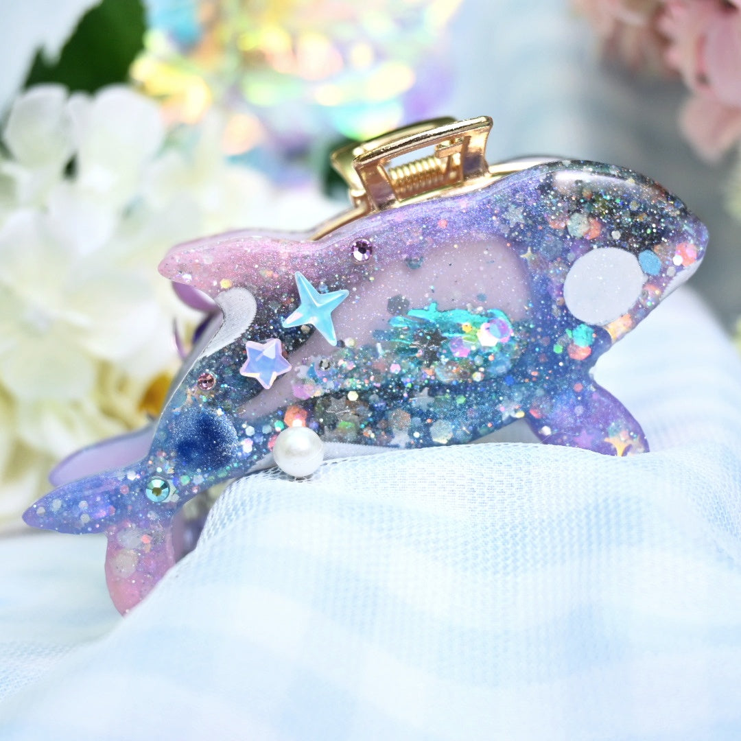 Wisteria Orca Hair Huggie IV (5.5cm claw) - Dancing Heart | Rainbow Glow