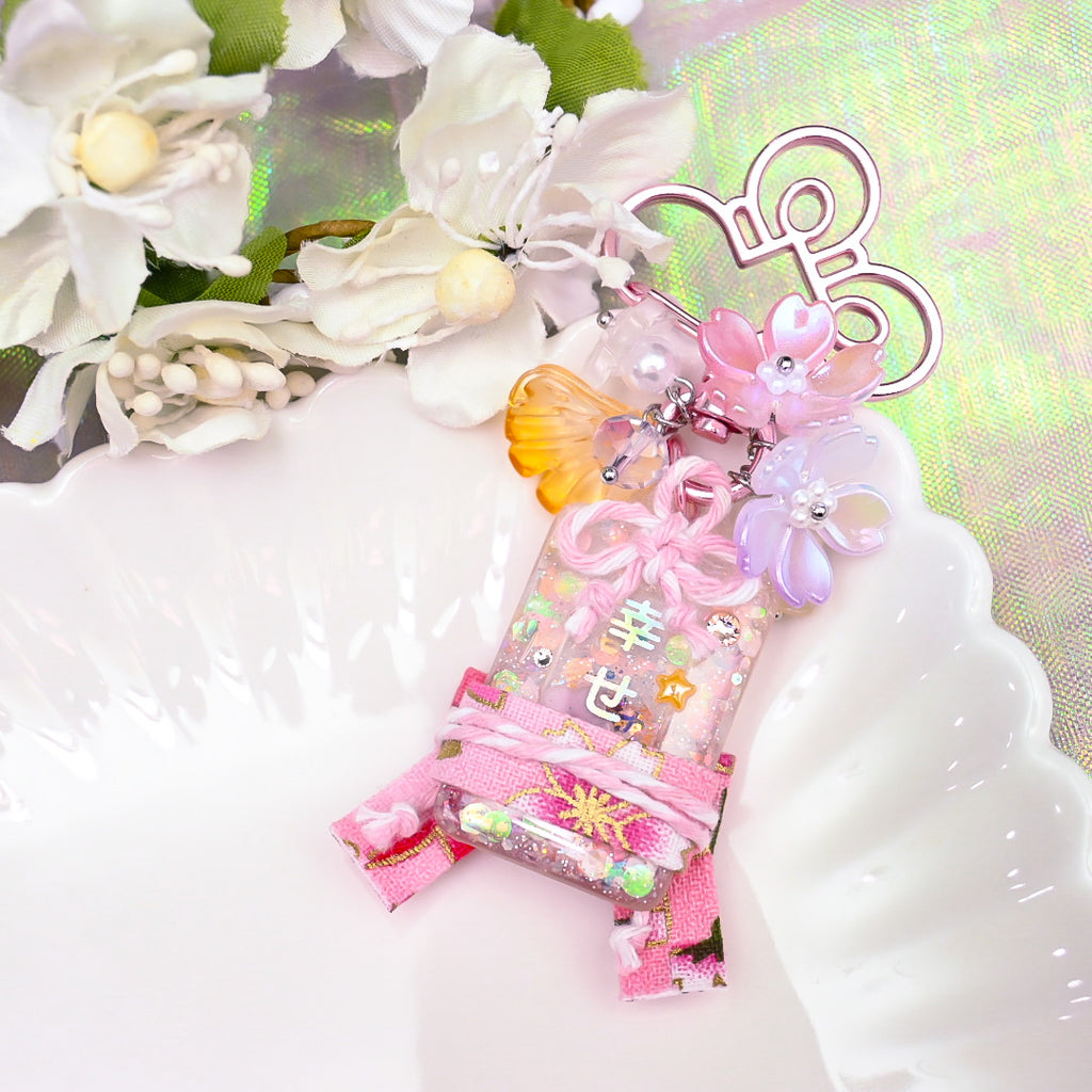 Happiness Yukata Omamori Charm (Pink)