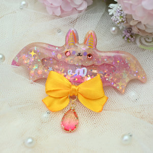 7cm Bat Barrette - Regal
