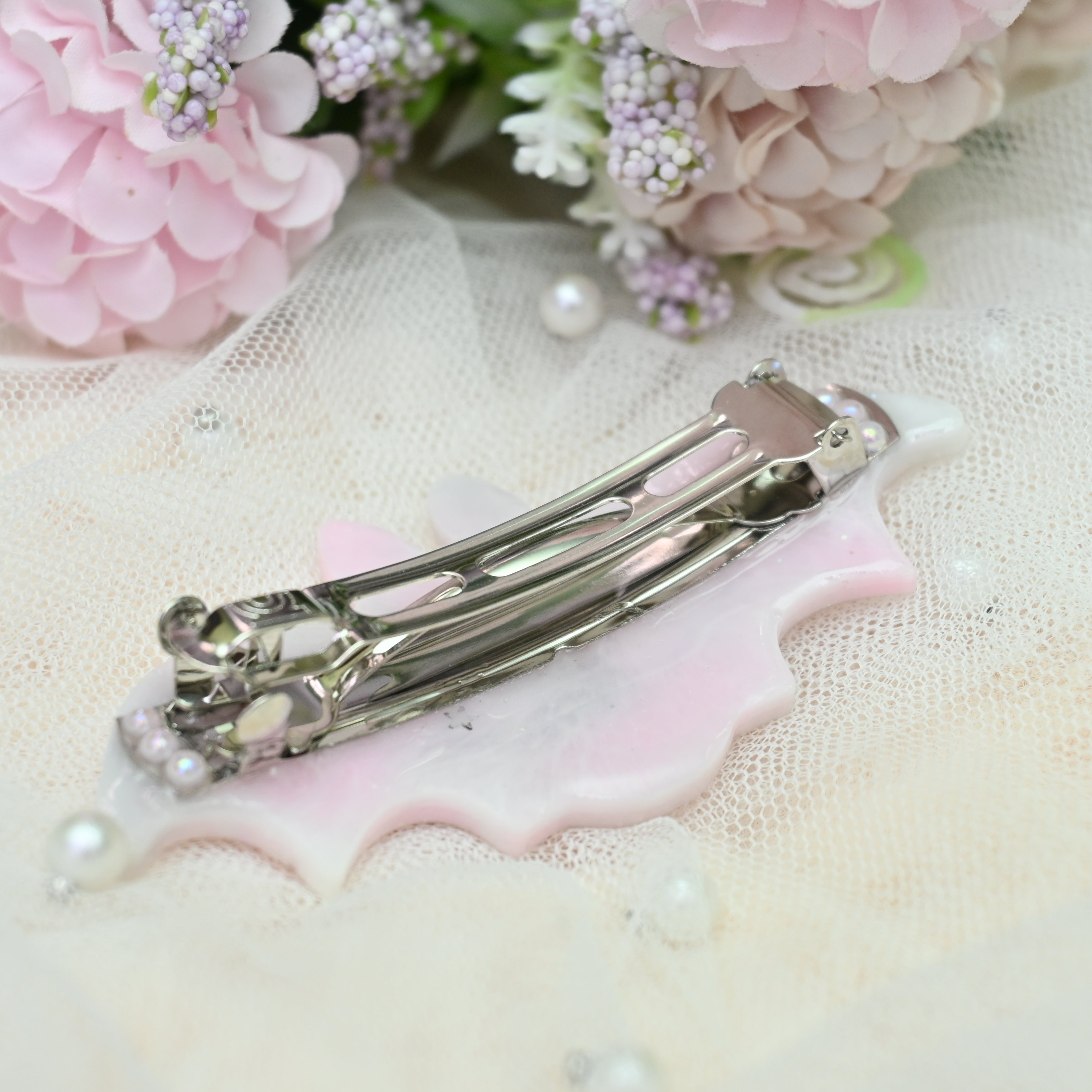 7cm Bat Barrette - Opal