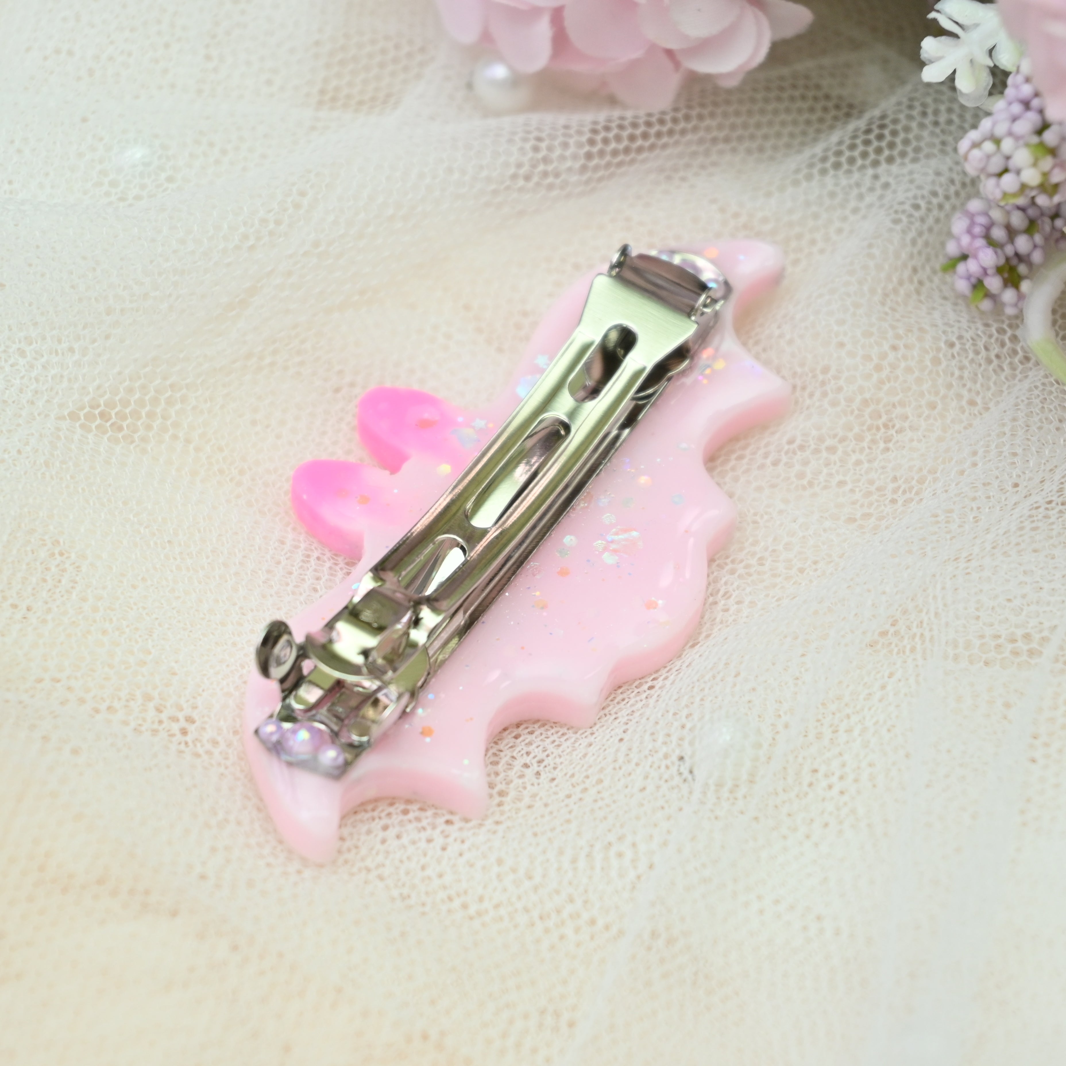 6cm Bat Barrette - Taffy