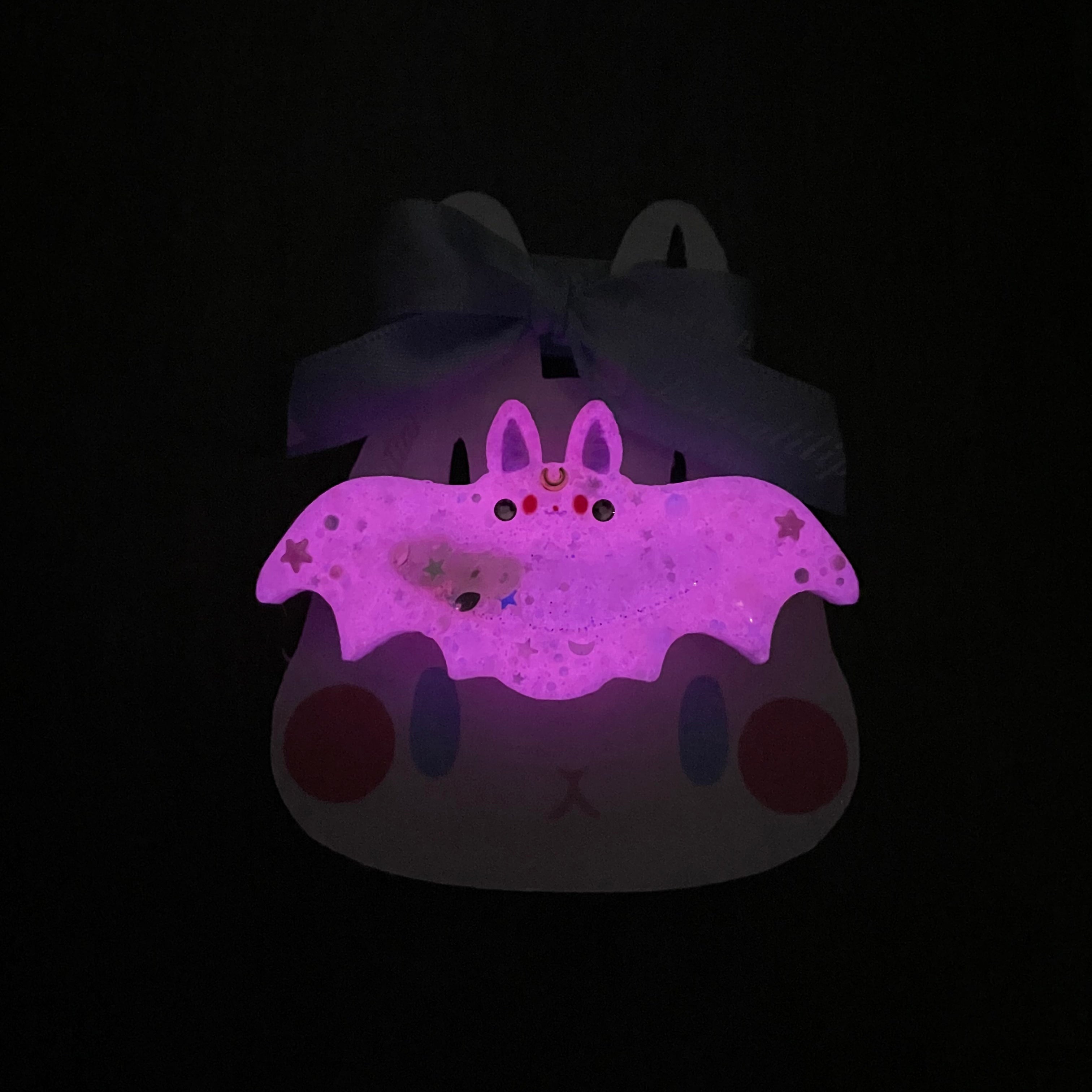 6cm Bat Barrette - Bubblegum