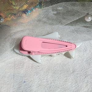 Smol Shark Hairclip (5cm, Wireart) - Grey, right side