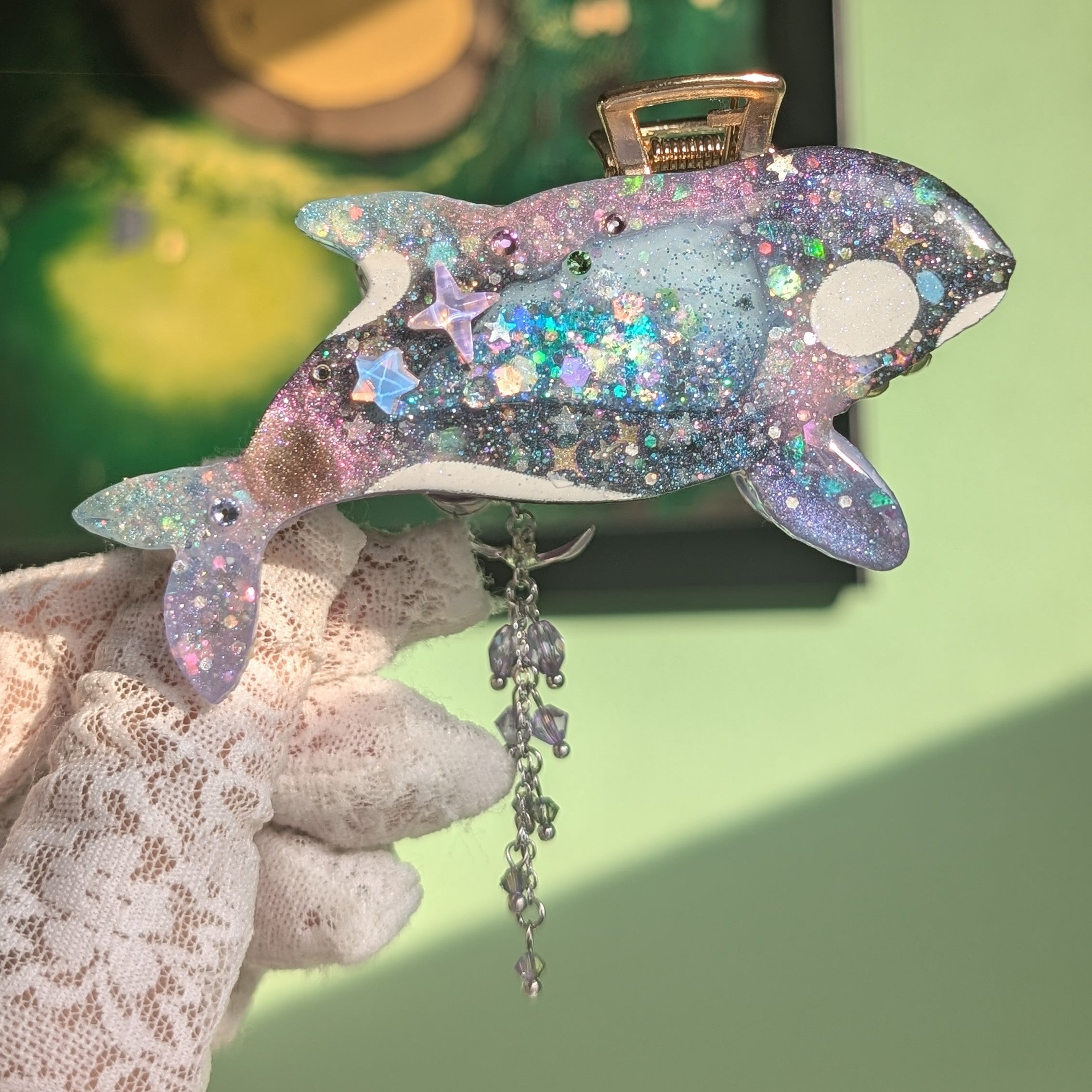 Wisteria Orca Hair Huggie (5.5cm claw) - Dancing Heart