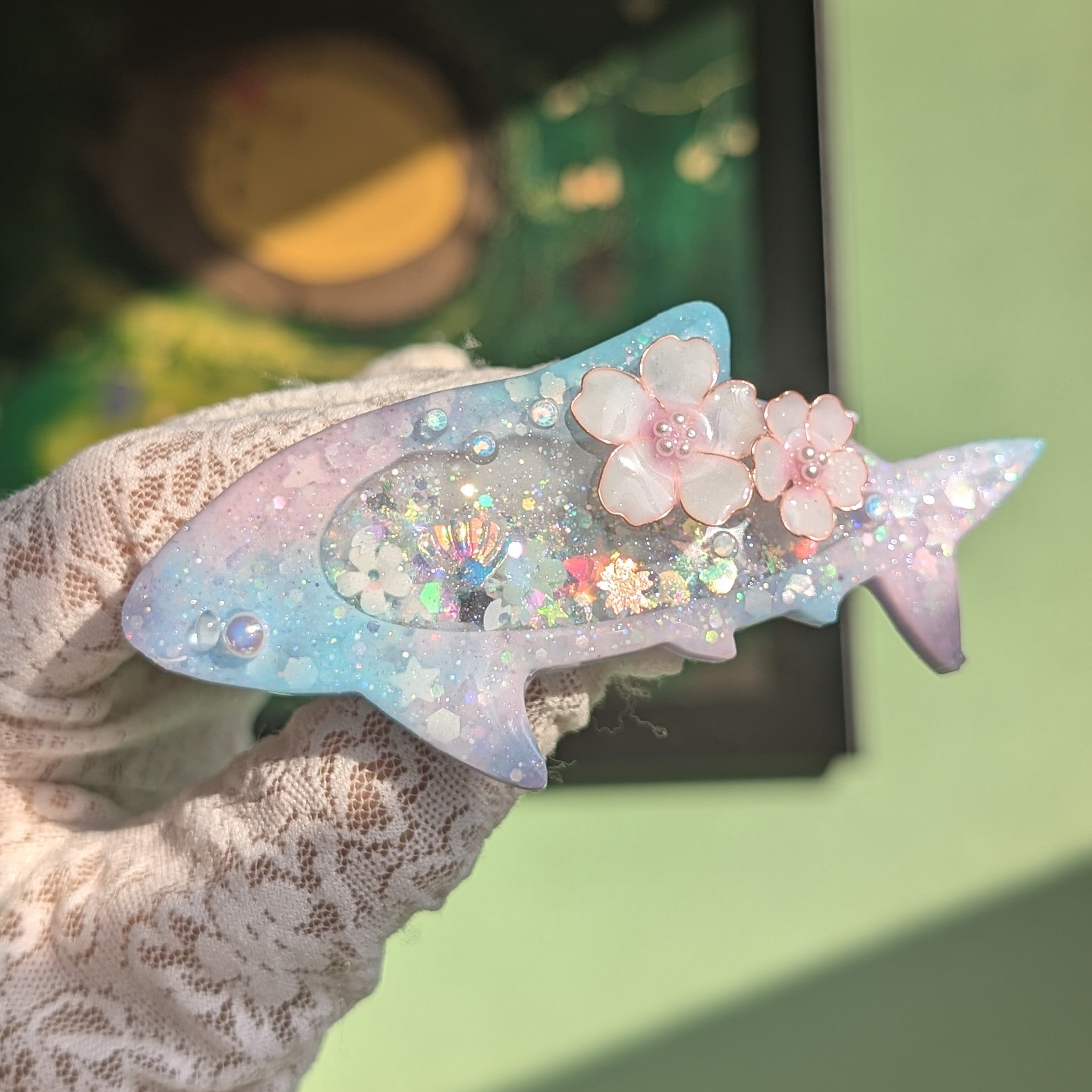Dreamy Sakura Shark Barrette (6cm clasp)