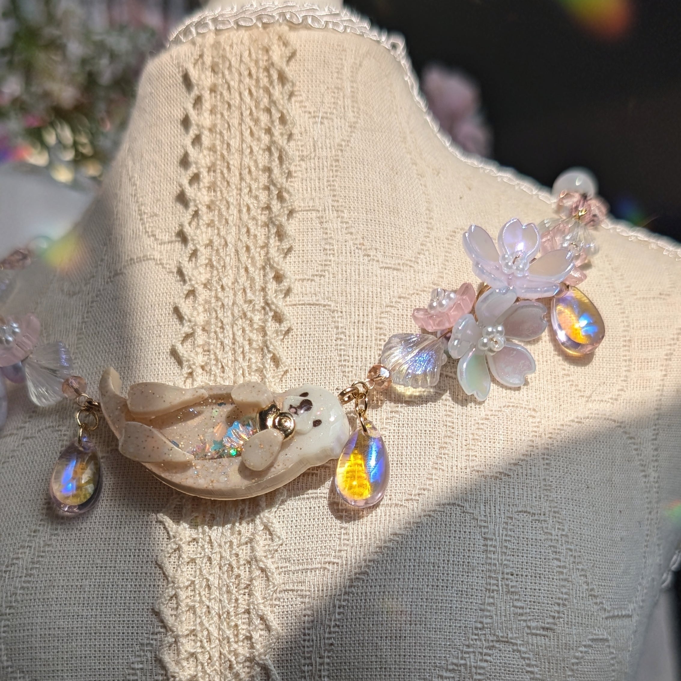 Seastar Gazer Otter Necklace