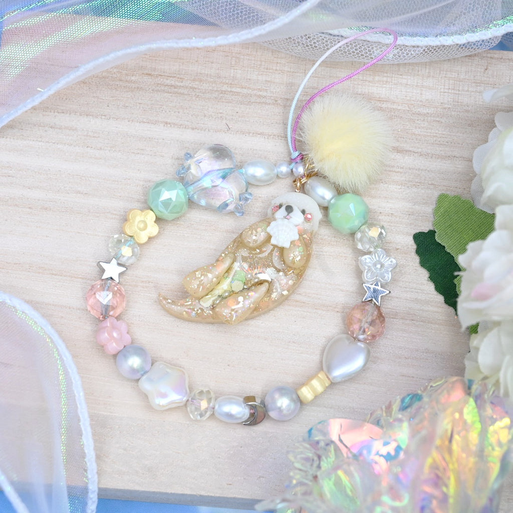 Rainbow Dreamy Otter Short Phone Strap