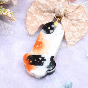 Chonky Paw Charm with Fuzzy Toe Beans - Calico