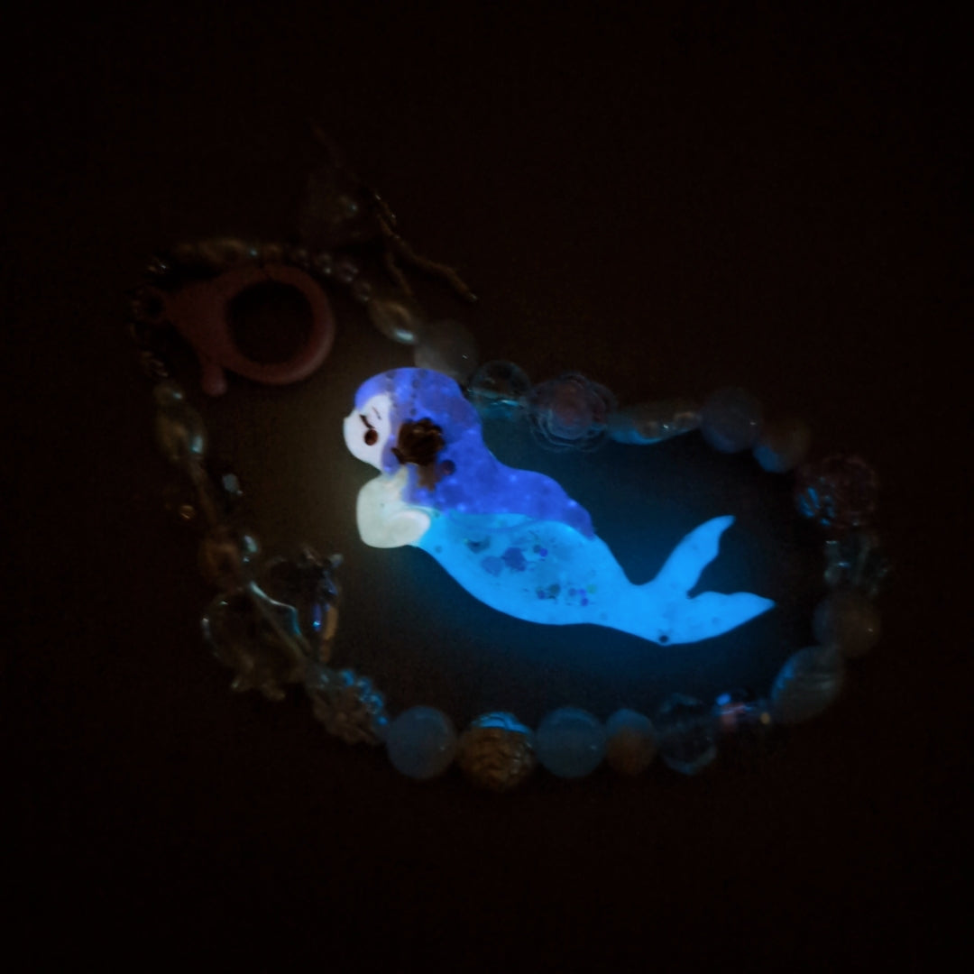 Oculina Mermaid Charm