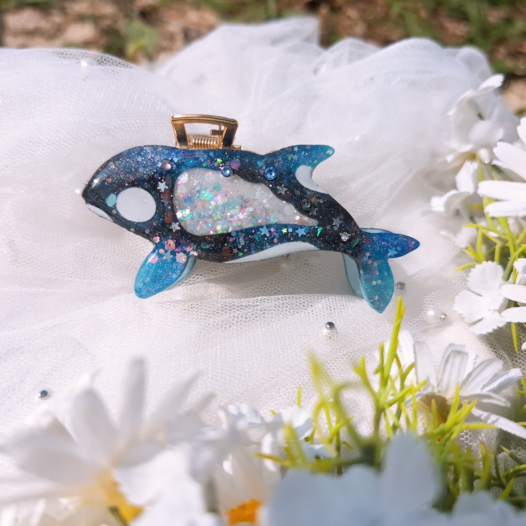 Yozakura Orca Hair Huggie (5.5cm claw)