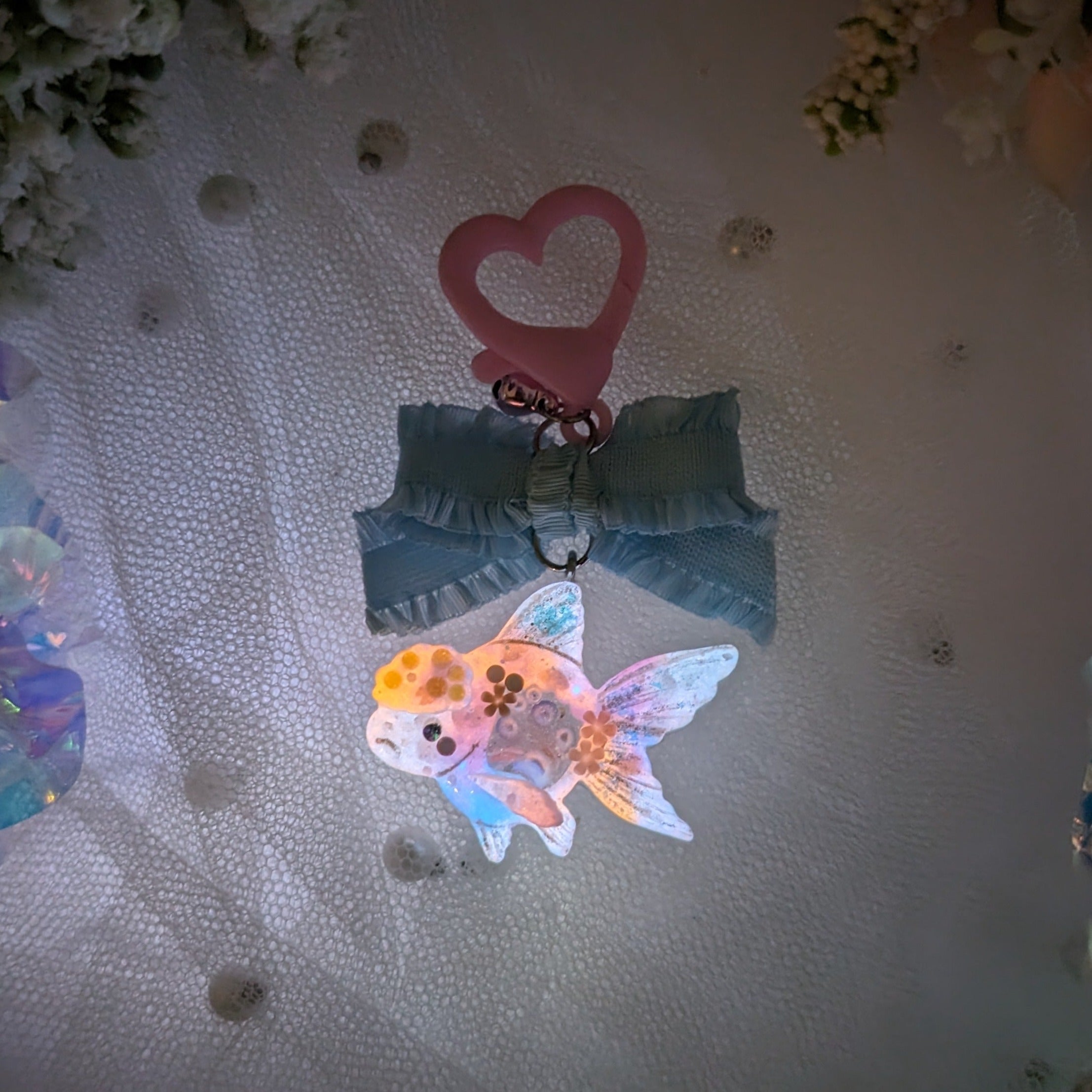 Wispy Goldie keychain