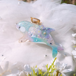 Prism Petals Orca Hair Huggie (5.5cm claw)