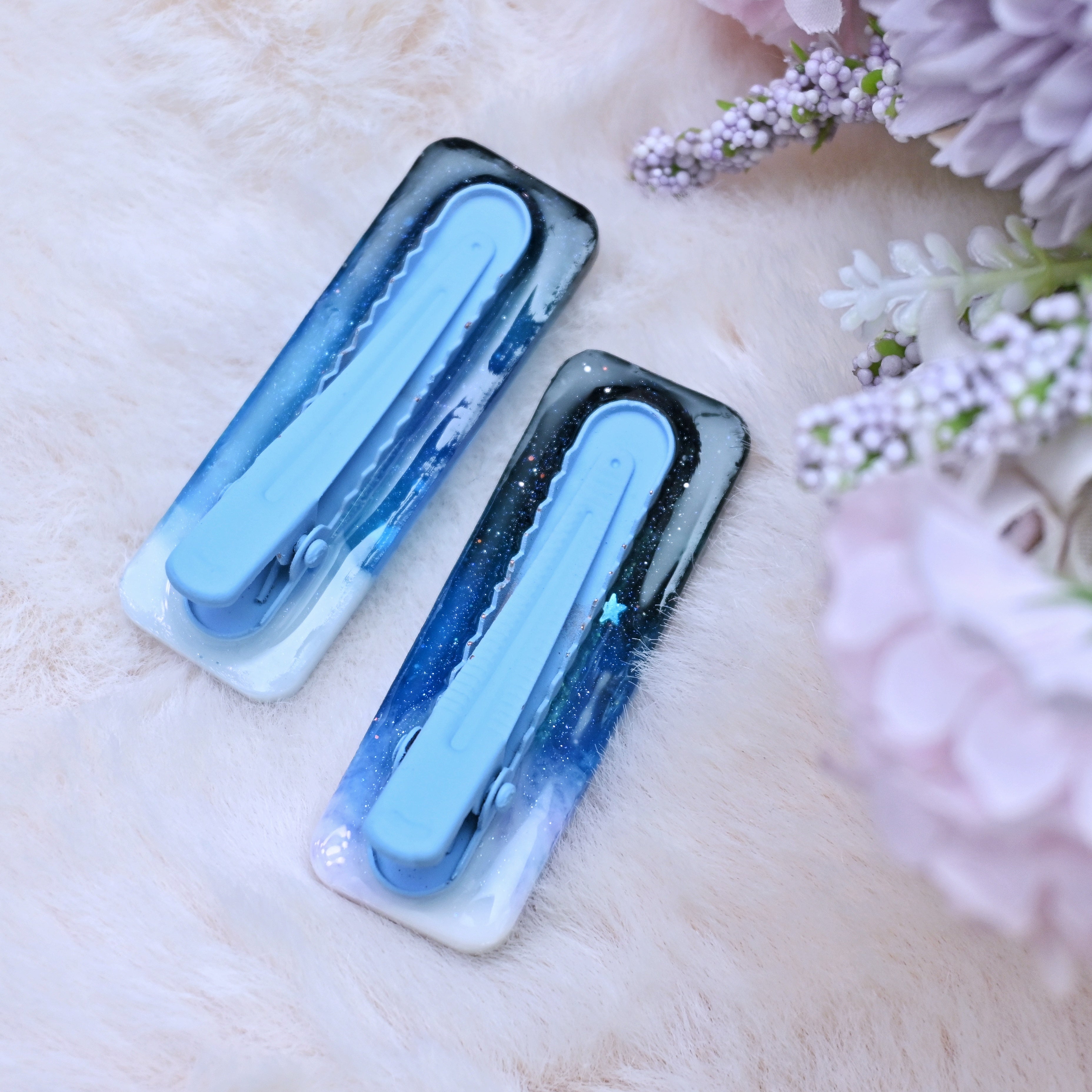 Tiny Red House Aurora Hairclip Set (Bar)
