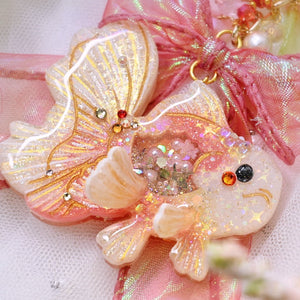 Treasure Seeker - Deluxe Goldie Charm