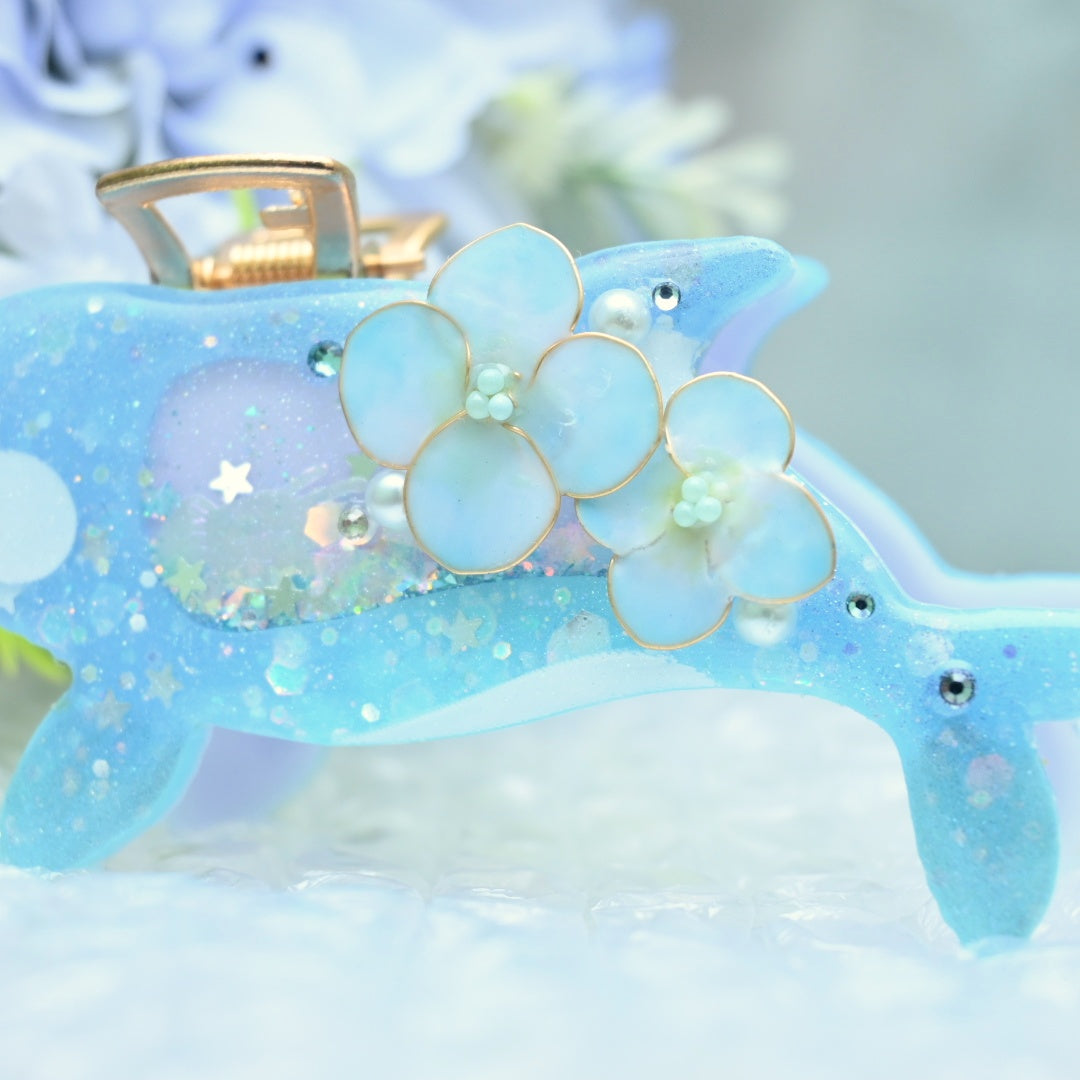 Hydrangea Haven Orca Hair Huggie (5.5cm claw)