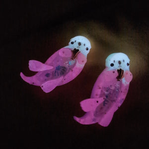 Otter Brooch (2cm pin)