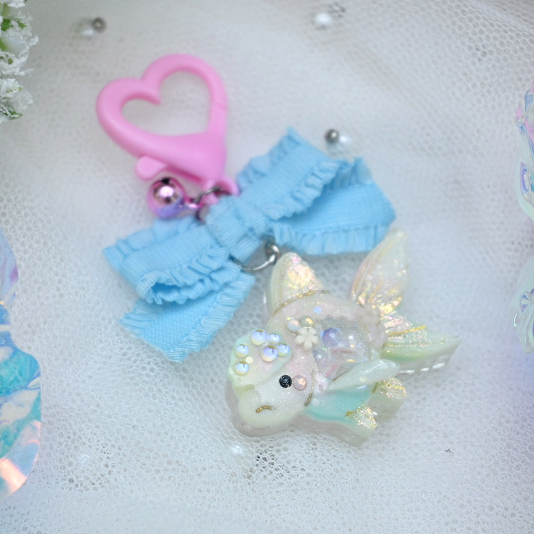 Wispy Goldie keychain