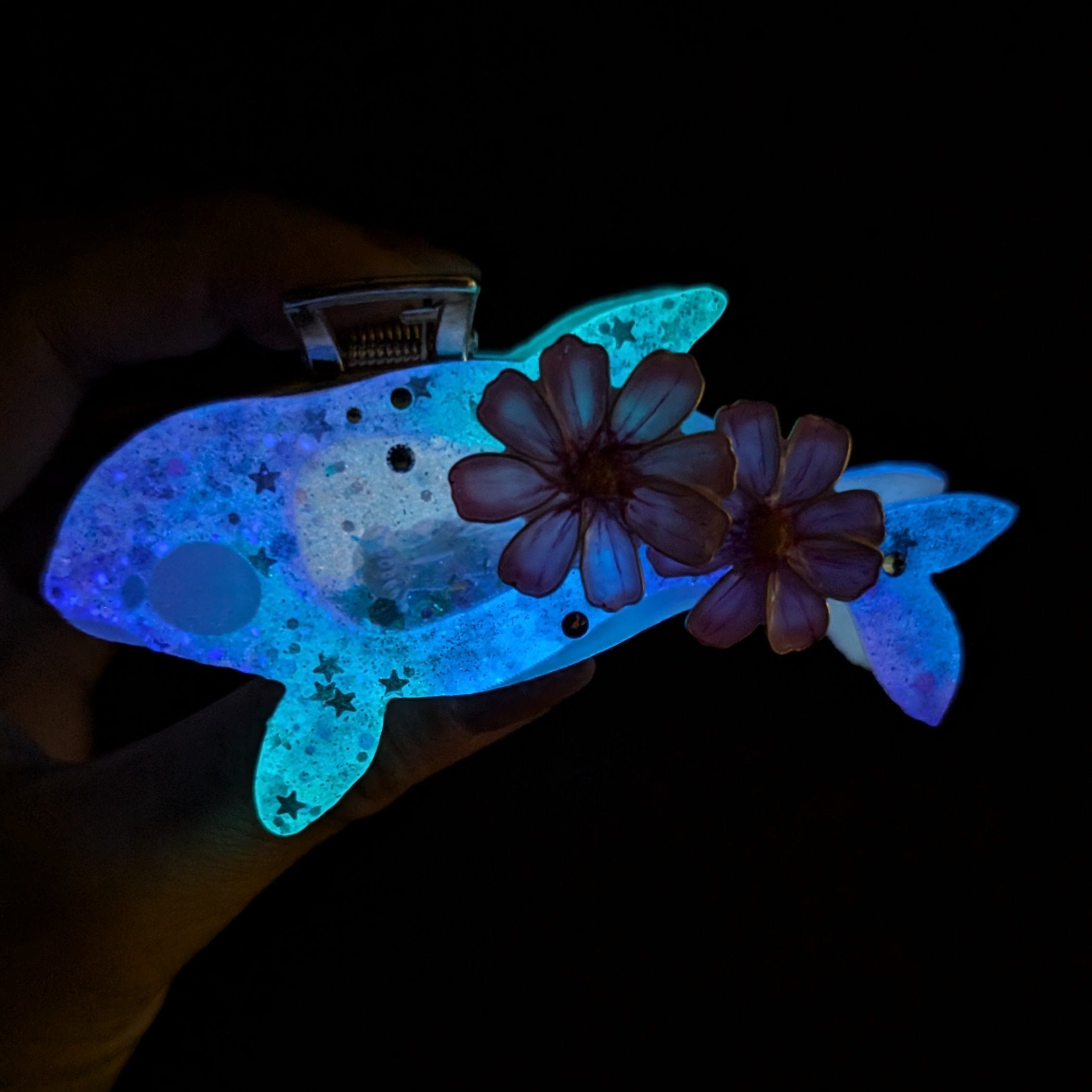 Cosmos Orca Hair Huggie (5.5cm claw)