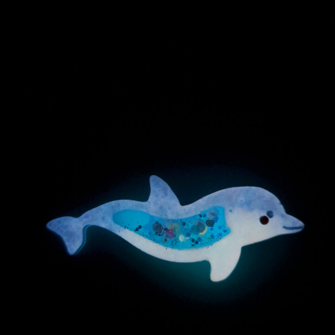 Purple Dolphin Hairclip (5cm clip)