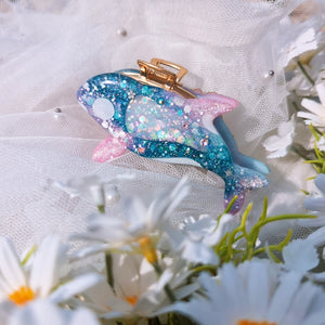 Hanami Orca Hair Huggie (5.5cm claw)