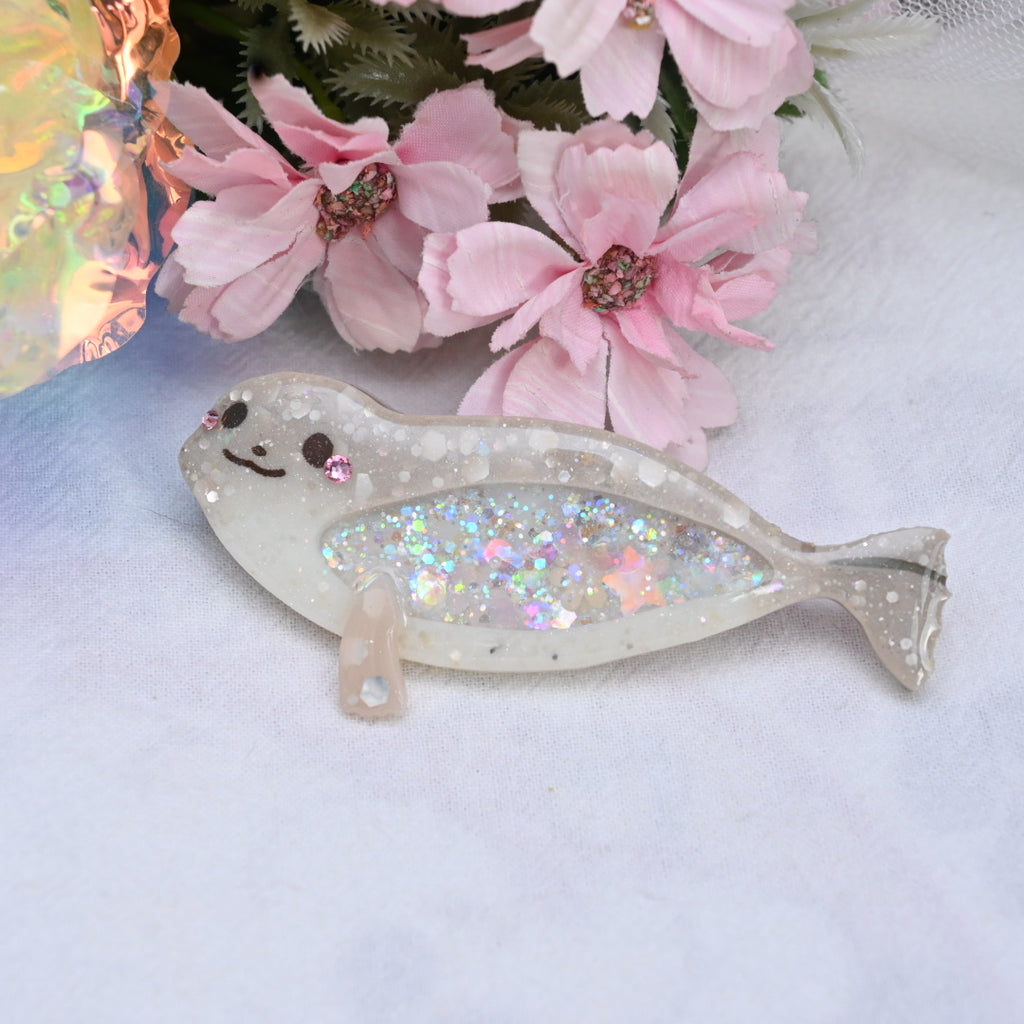 Seal Barrette (6cm clasp) Coffee