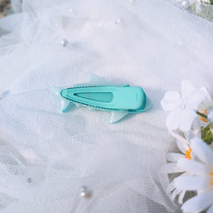 Baby Blue Shark Hairclip (5cm, Standard)