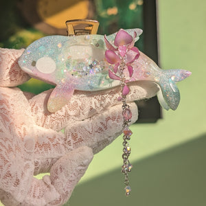 Pink Wisteria Orca Hair Huggie (5.5cm claw)