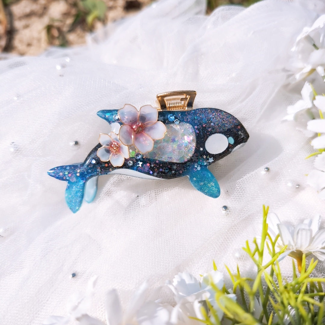 Yozakura Orca Hair Huggie (5.5cm claw)