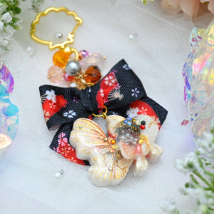 Tri-tone Goldie keychain