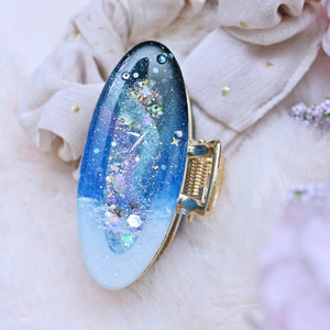 Tiny Red House Aurora Oval Hair claw