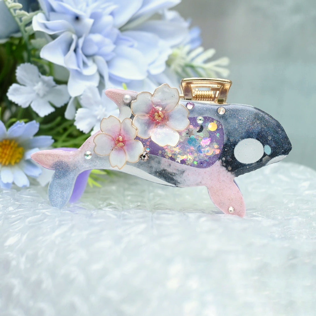 Sakura Pearl Orca Hair Huggie (5.5cm claw)