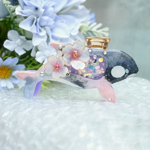 Sakura Pearl Orca Hair Huggie (5.5cm claw)