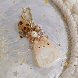 Handpainted Sand Cat Charm (Gold)