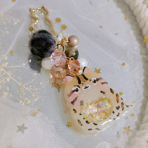 Handpainted Ocelot Charm (Gold)