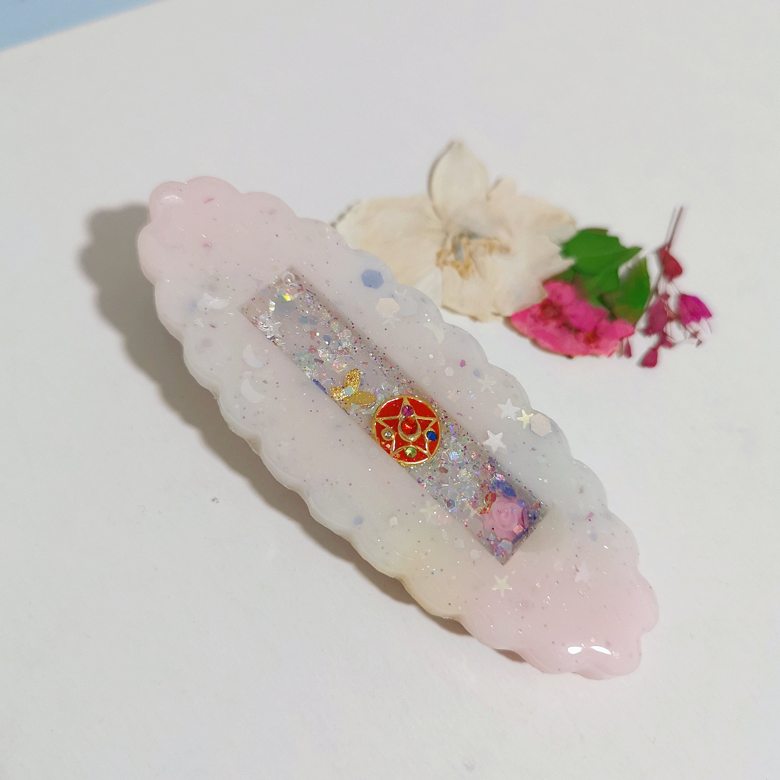 Magical Glow Barrette D