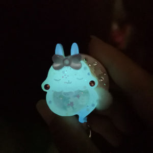 Peach Bun Badge Reel (Glows)