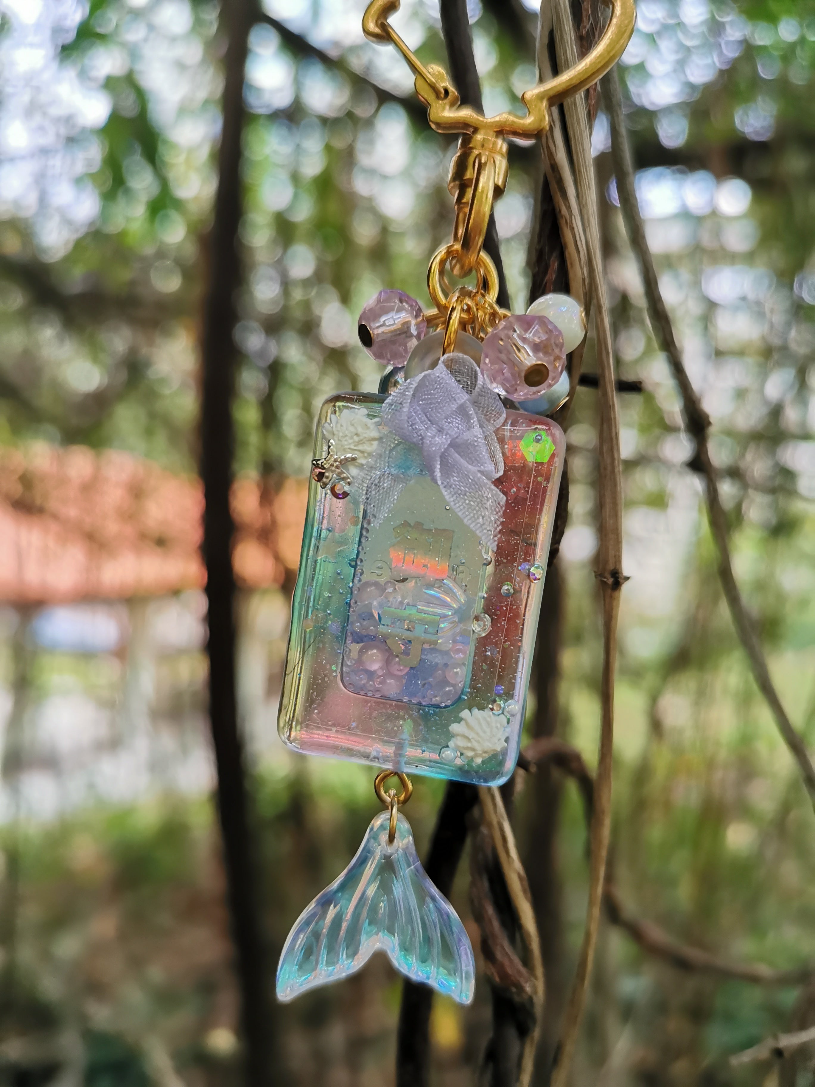 Atlantis Mermamori Charm (Glows)