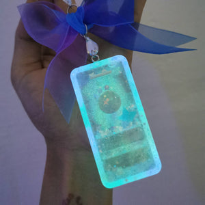 Silver Chrome Magical Bathtoken Multiglow Charm