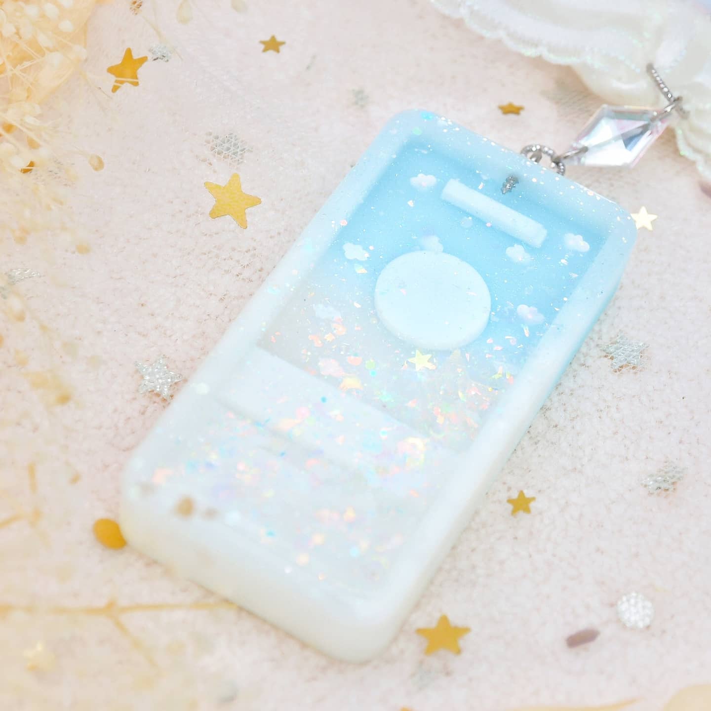 Cloudy Bath Token Charm