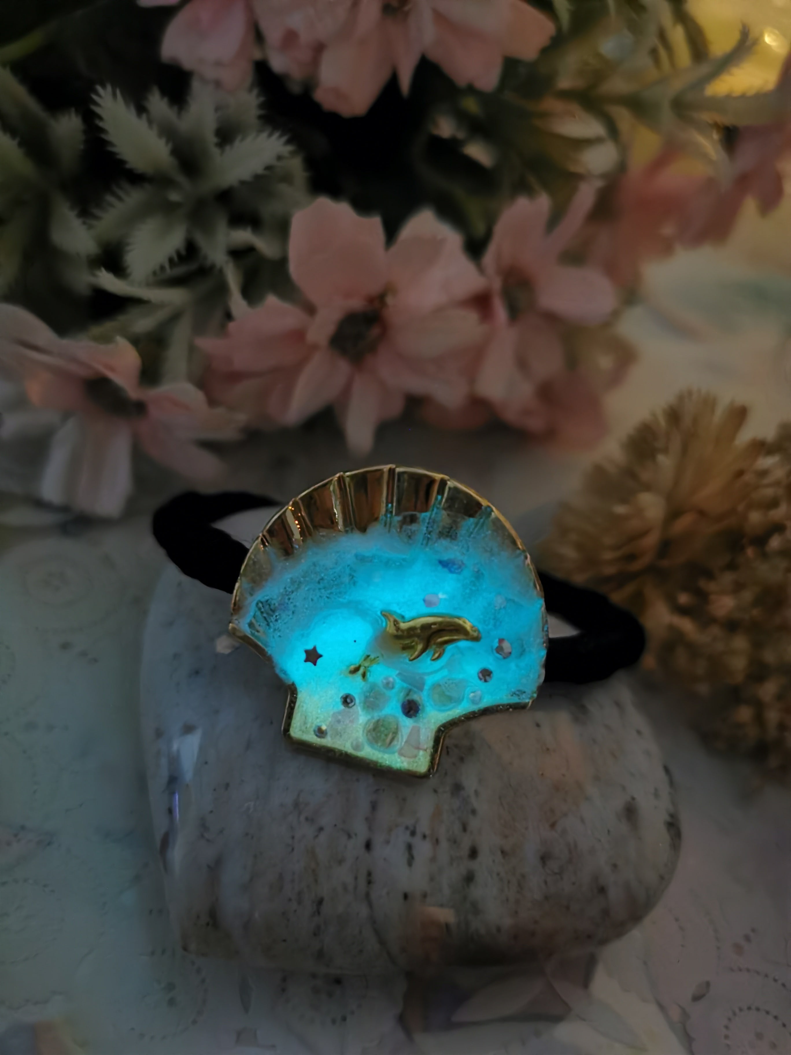 Prism Tides Porpoise Hairtie (Black band)