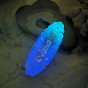 Castle in the Clouds Shaker Barette (Oval Cloud)