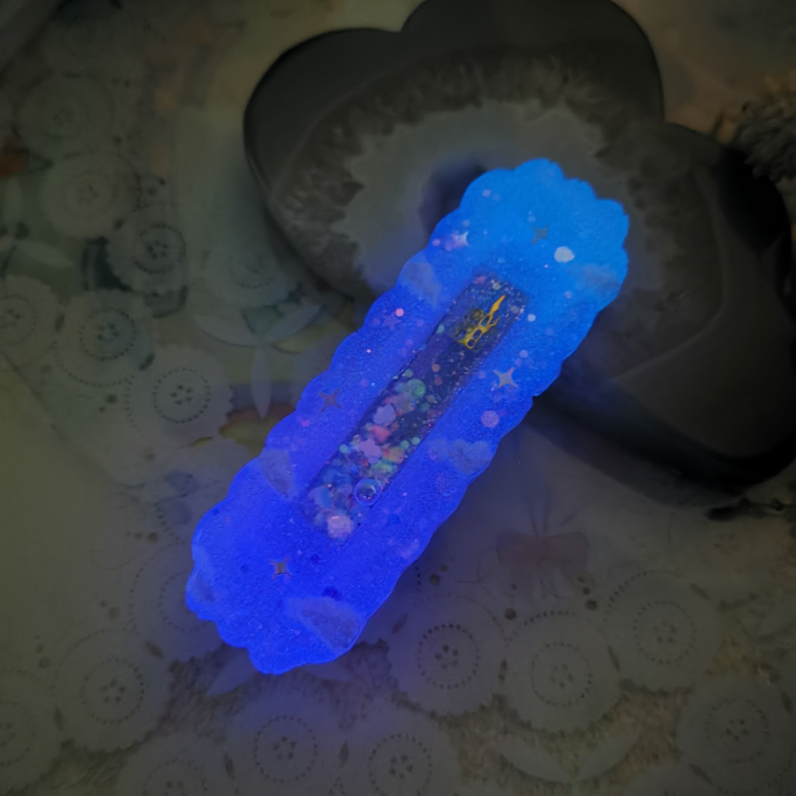 Castle in the Clouds Shaker Barette (Rectangle Cloud)