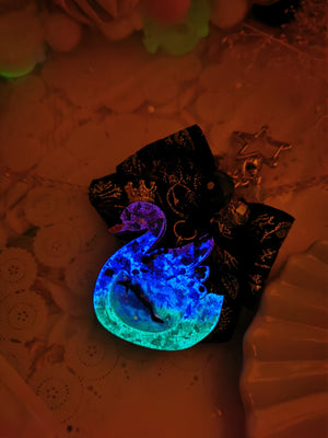 Black Swan Charm