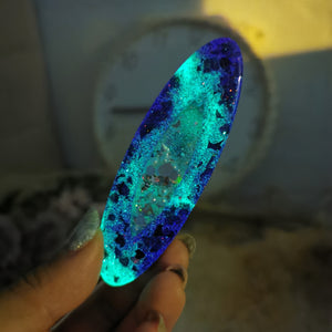 Skeleton Key Shaker Barette (Oval, Glows)
