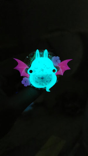 Candy Grey Boo Bun on Pink Grip (Glows)