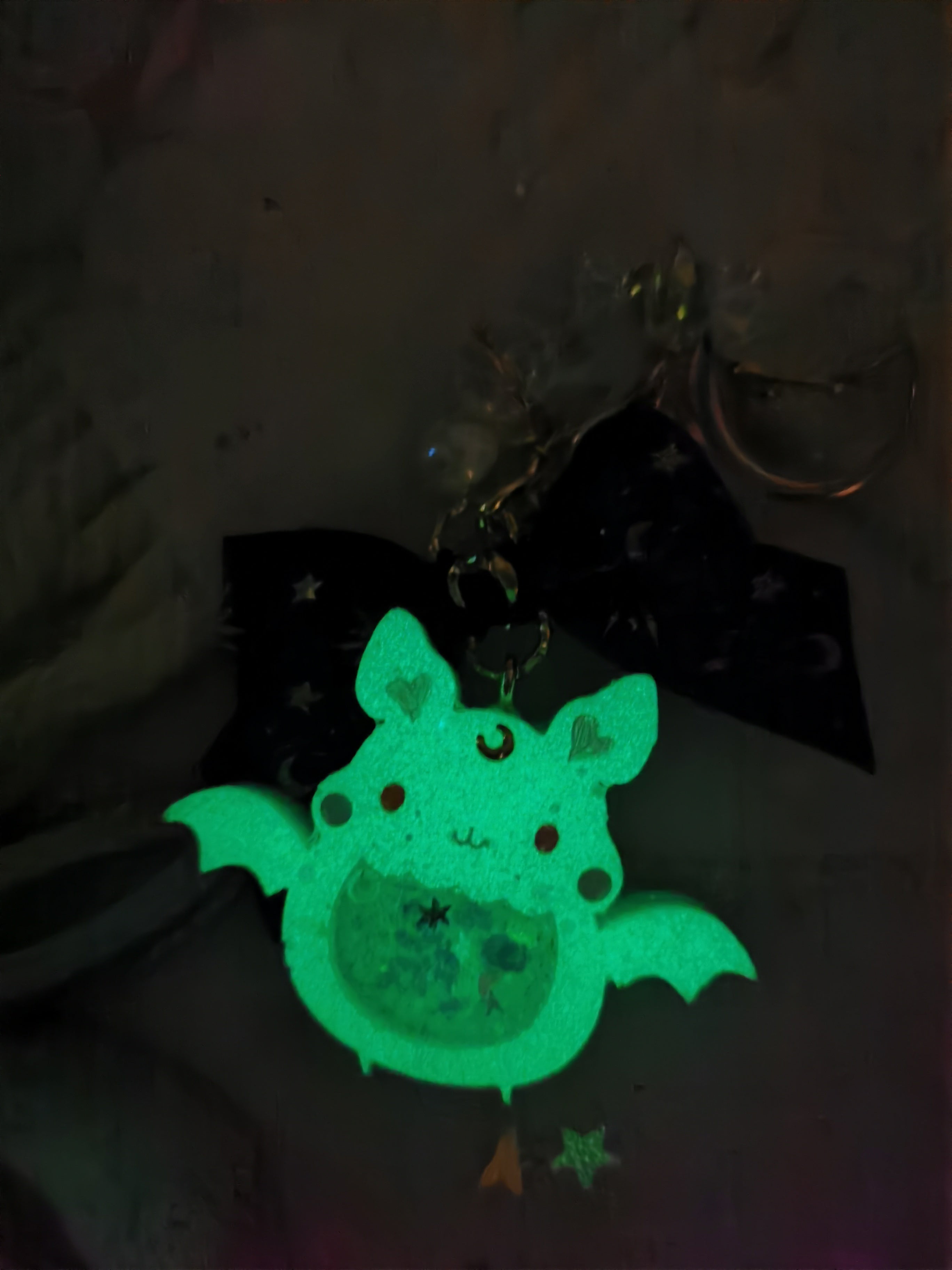 Green Froot Bat Charm (glows)