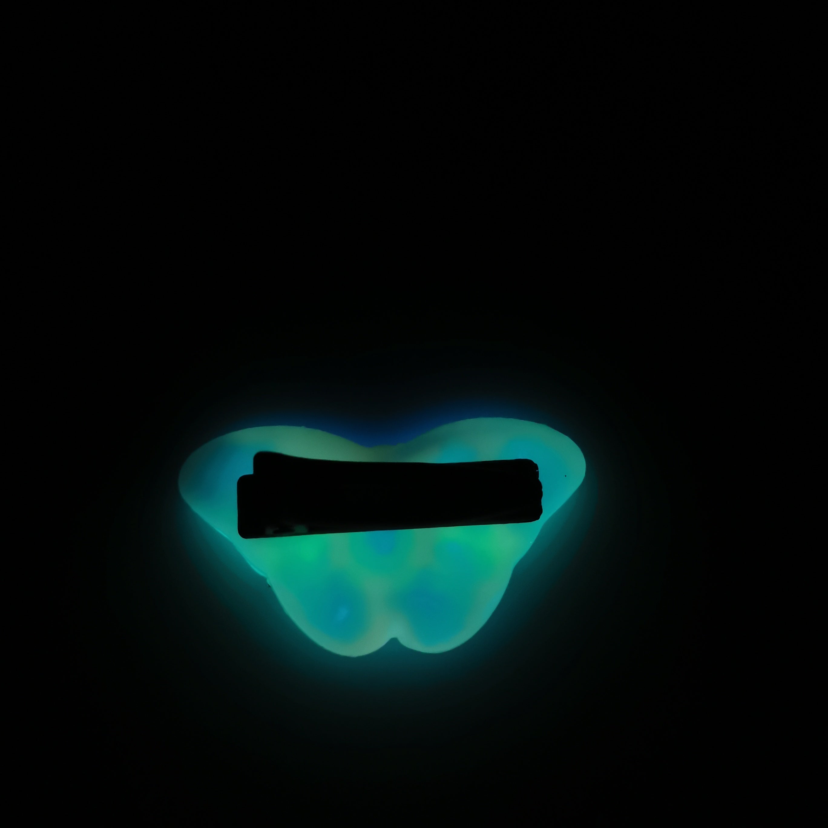 Sleepless Night Moth Shaker Barette